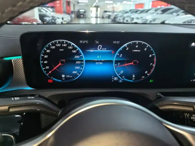 Mercedes-Benz A-Class — Фото автомобиля 11