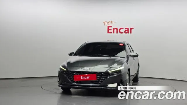 Hyundai AVANTE Avante (CN7) — Фото автомобиля 3