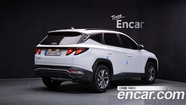 Hyundai Tucson Tucson (NX4) Бензин 1.6 турбо 2WD — Фото автомобиля 2