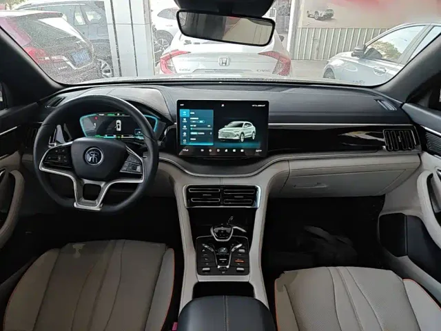 BYD Song PLUS — Фото автомобиля 9