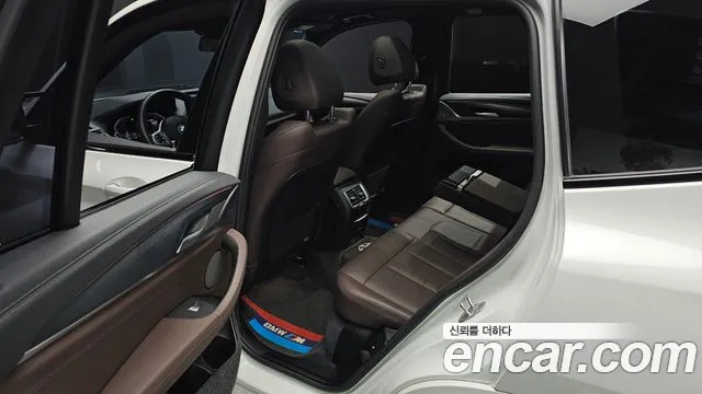 BMW iX3 G08 (2020–2024) — Фото автомобиля 12