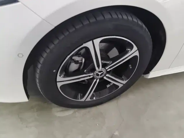 Mercedes-Benz A-Class — Фото автомобиля 22