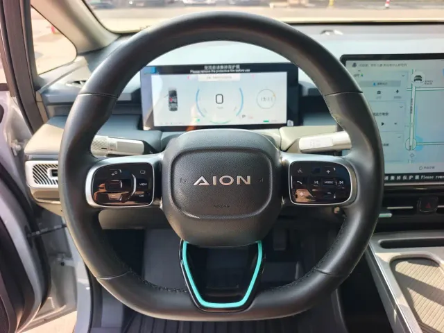 GAC Aion Y — Фото автомобиля 11