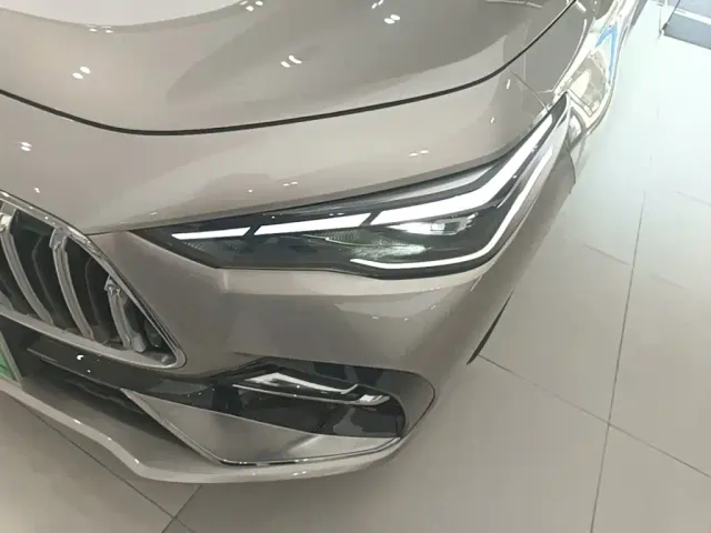Geely Galaxy Stellar 6 — Фото автомобиля 23