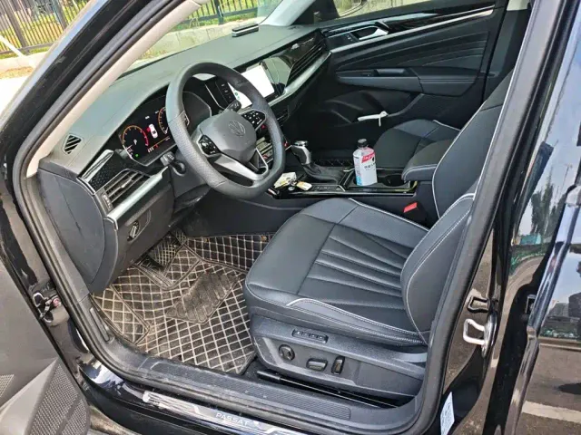 Volkswagen Passat — Фото автомобиля 11