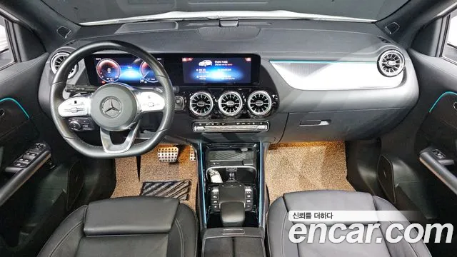 Mercedes-Benz EQA — Фото автомобиля 6