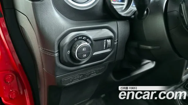 Jeep Wrangler Wrangler (JL) 2.0 Sahara Power Top 4 двери — Фото автомобиля 13