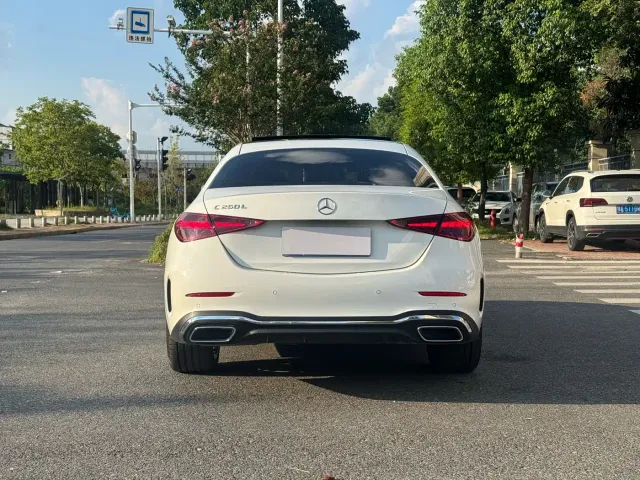 Mercedes-Benz C-Class — Фото автомобиля 15