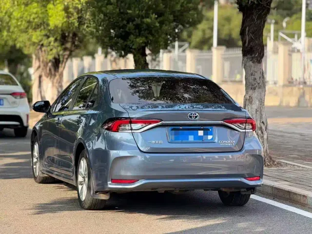 Toyota Corolla — Фото автомобиля 6