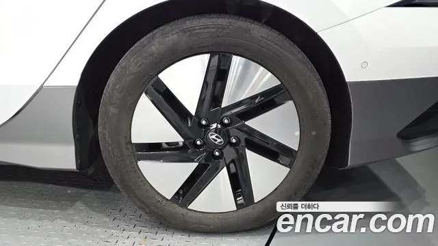Hyundai Ioniq 6 — Фото автомобиля 6