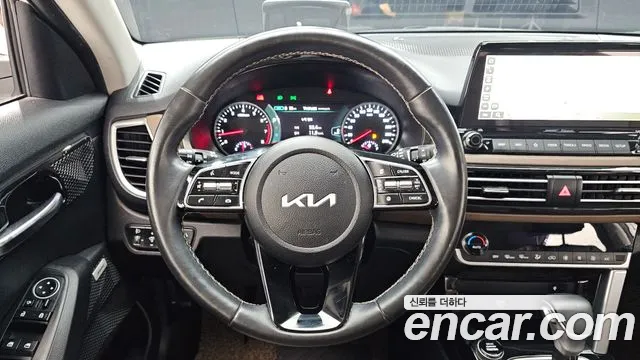 Kia Seltos Seltos Бензин 1.6 турбо 2WD — Фото автомобиля 12