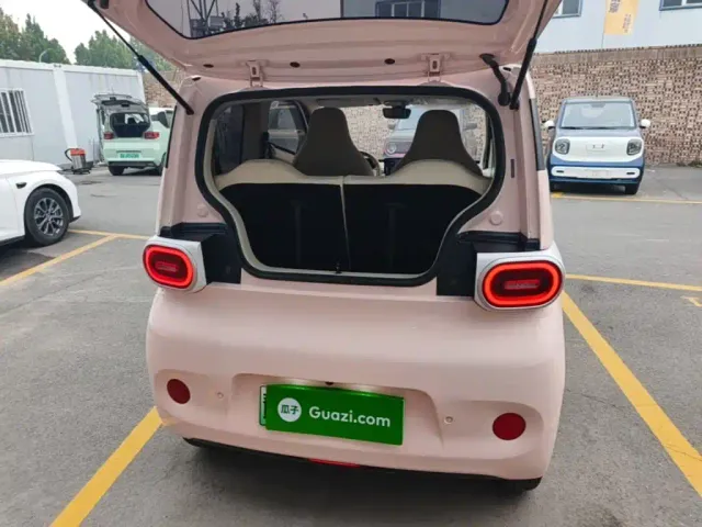 Wuling Hongguang Mini EV — Фото автомобиля 18
