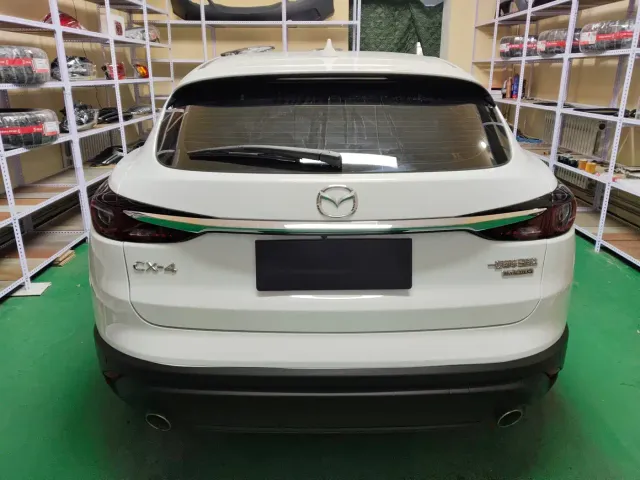 Mazda CX-4 — Фото автомобиля 5