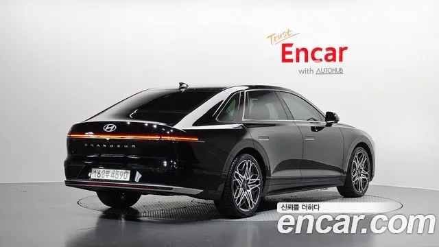 Hyundai Grandeur GN7 — Фото автомобиля 2