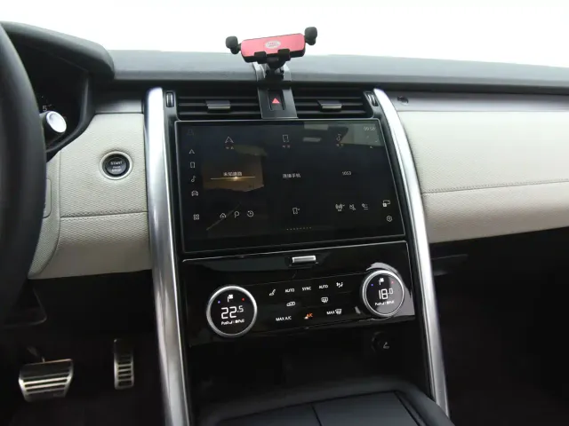 Land Rover Discovery — Фото автомобиля 12