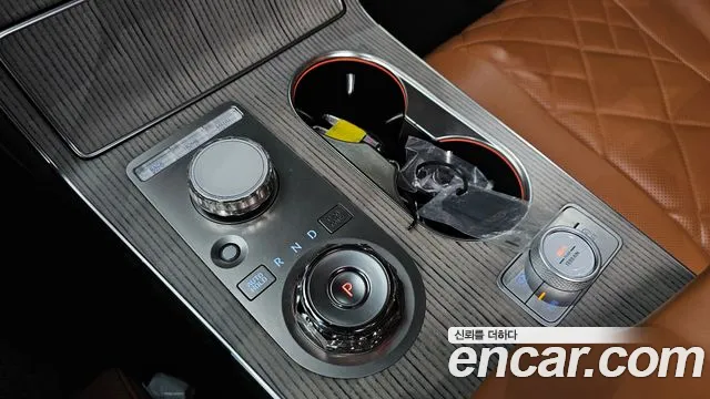 Genesis GV80 — Фото автомобиля 12