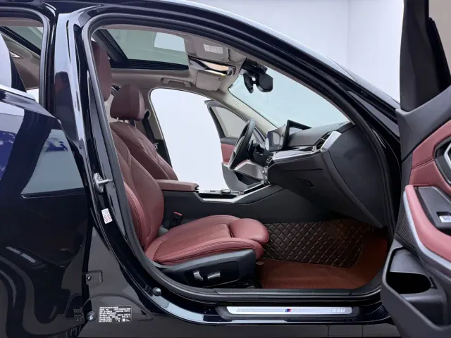 BMW 3 Series — Фото автомобиля 14