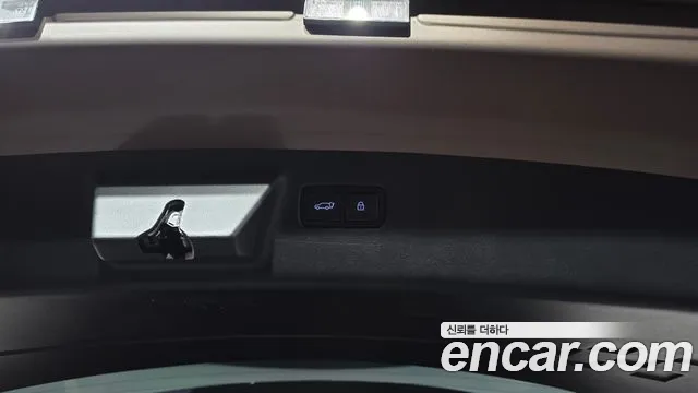 Hyundai Santa Fe MX5 — Фото автомобиля 20