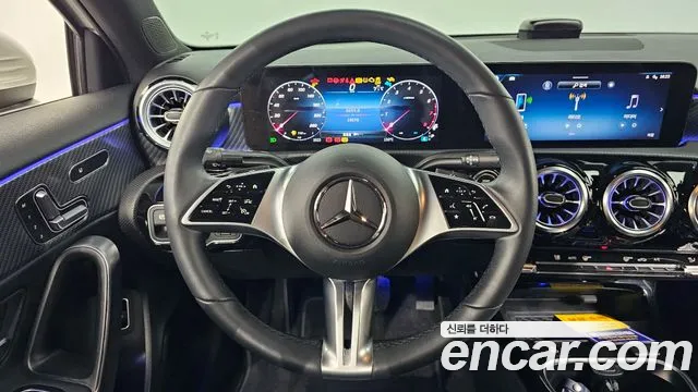 Mercedes-Benz A-Class — Фото автомобиля 13
