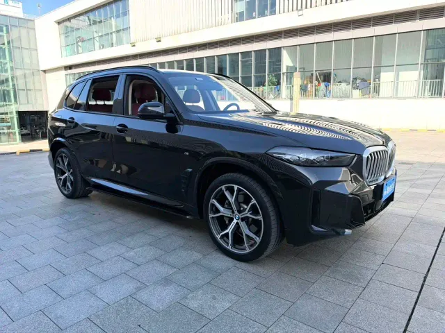 BMW X5 — Фото автомобиля 3
