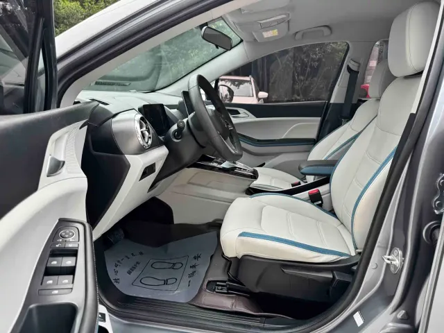 BYD Yuan Pro — Фото автомобиля 7