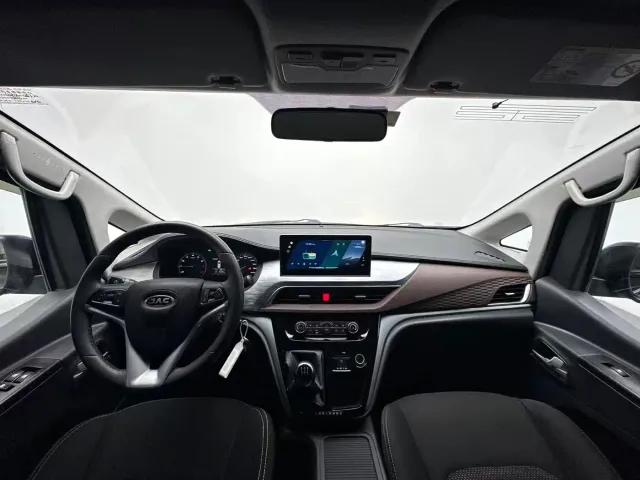 JAC Refine M3 — Фото автомобиля 4