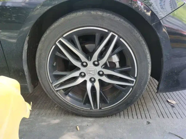 Honda Accord — Фото автомобиля 8