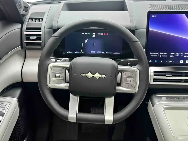 BYD FangChengBao Titanium 7 — Фото автомобиля 14
