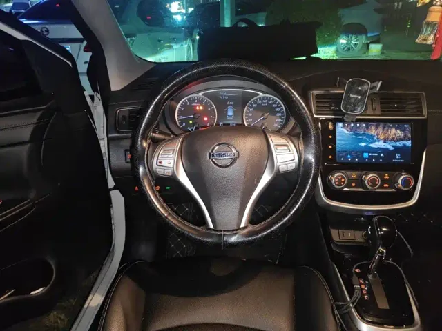 Nissan Tiida 2021 1.6L CVT Cool Edition — Фото автомобиля 6