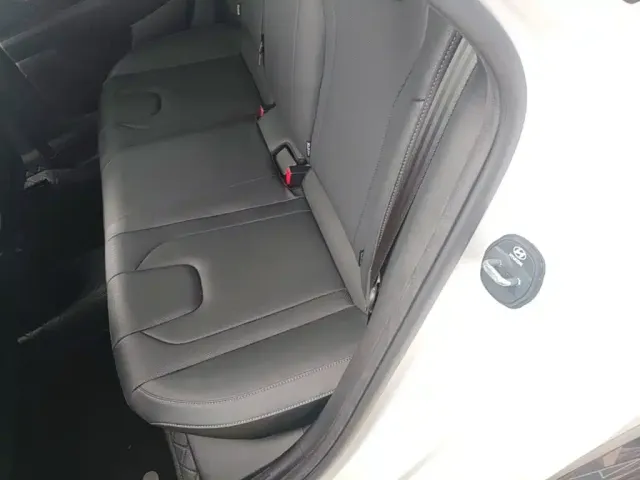 Hyundai Elantra 2023 1.5L CVT GLX Elite Edition — Фото автомобиля 16
