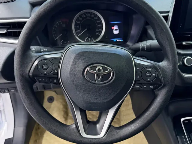 Toyota Corolla — Фото автомобиля 11