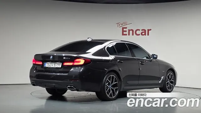 BMW 5 Series G30 — Фото автомобиля 2