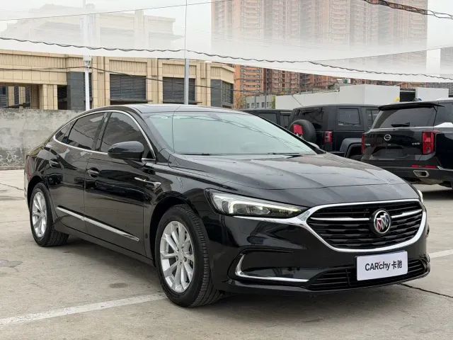 Buick LaCrosse — Фото автомобиля 3