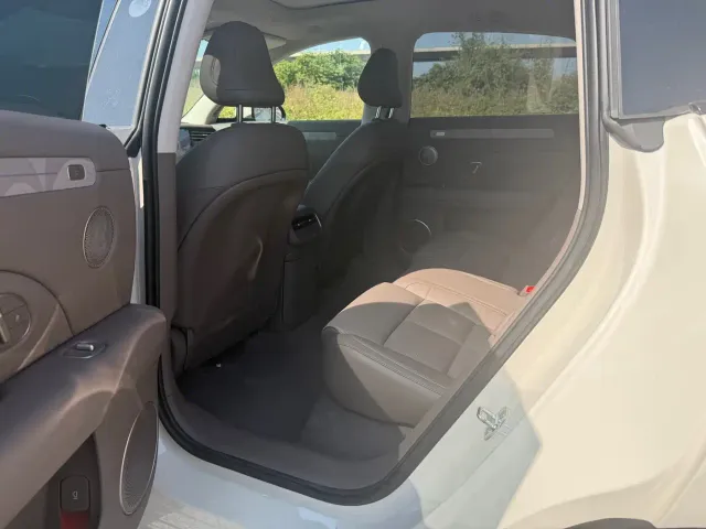 IM Motors LS6 — Фото автомобиля 6