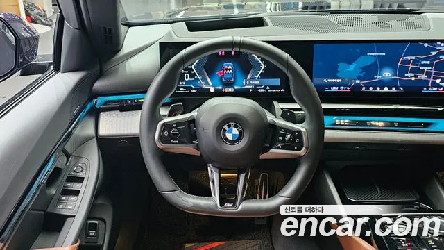 BMW 5-Series 5 серия (G60) 530i xDrive M Sport — Фото автомобиля 13