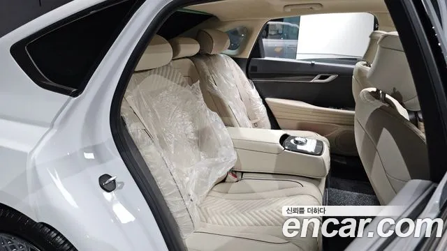 Genesis G80 Бензин 2.5 турбо 2WD — Фото автомобиля 10