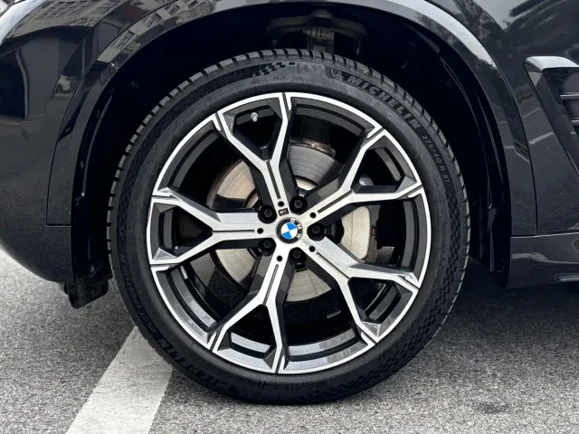 BMW X5 — Фото автомобиля 7