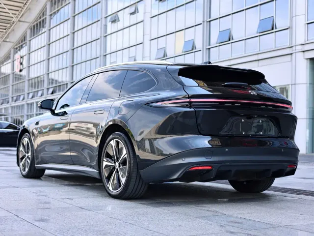 Nio ET5 Touring — Фото автомобиля 5