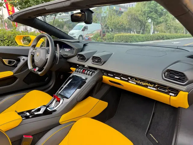 Lamborghini Huracan — Фото автомобиля 6