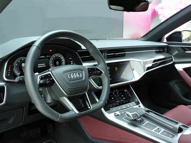 Audi A7L — Фото автомобиля 7