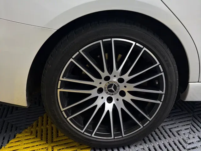 Mercedes-Benz C-Class — Фото автомобиля 6