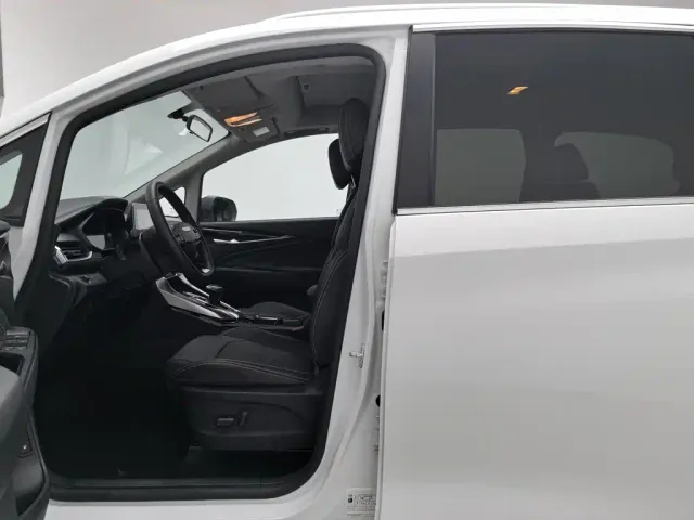 Maxus Dajia 5 — Фото автомобиля 10