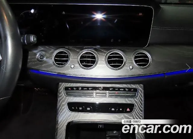 Mercedes-Benz E-Class W213 — Фото автомобиля 11