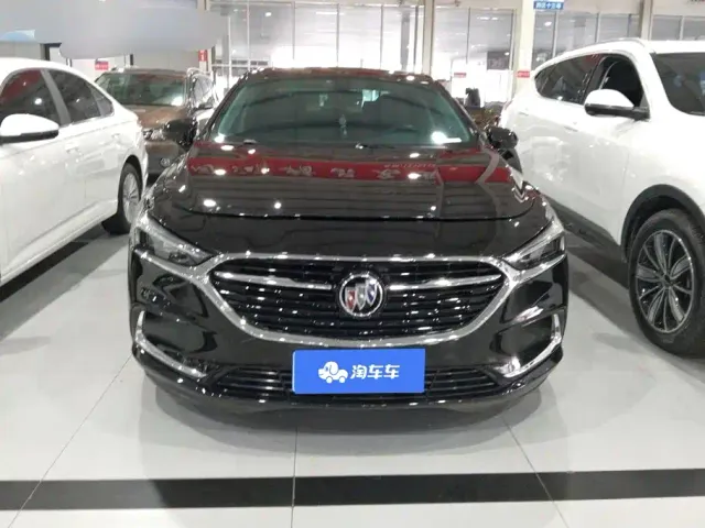 Buick LaCrosse — Фото автомобиля 2