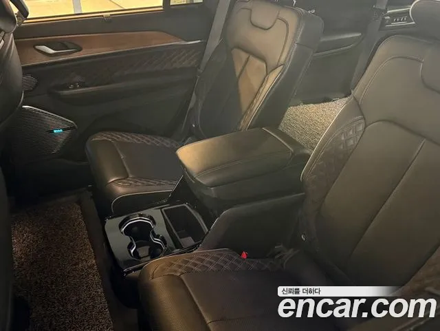 Jeep Cherokee WL — Фото автомобиля 15