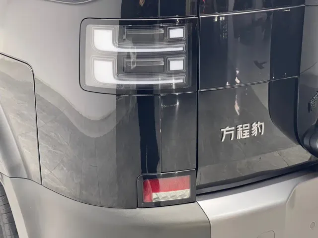 BYD FangChengBao Titanium 7 — Фото автомобиля 20