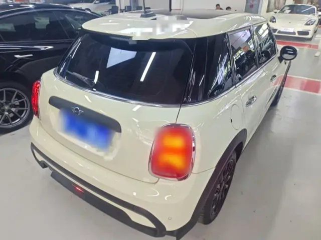MINI Hatch — Фото автомобиля 6