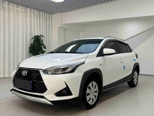 Фотография автомобиля — Toyota YARiS L Zhi Xuan