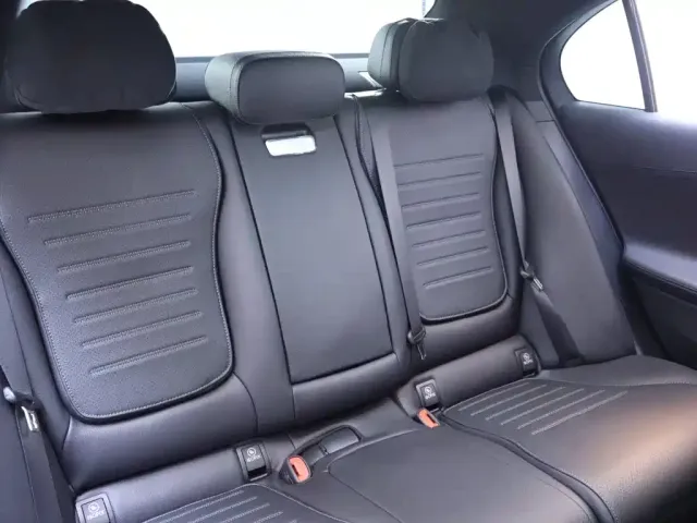 Mercedes-Benz C-Class — Фото автомобиля 23