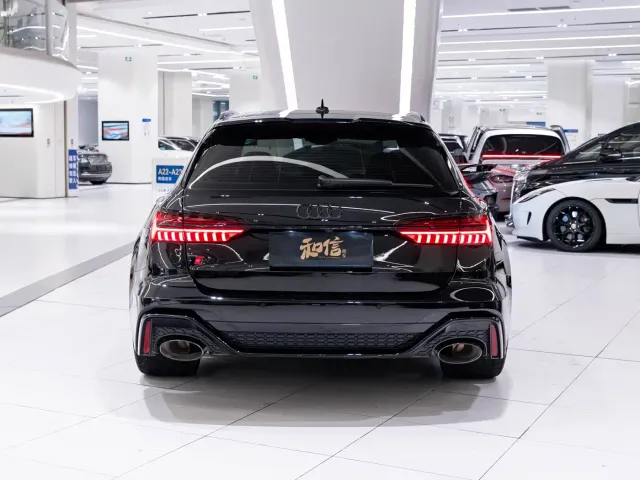 Audi RS 6 — Фото автомобиля 4